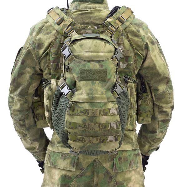 Warrior assault systems clearance helmet cargo pack